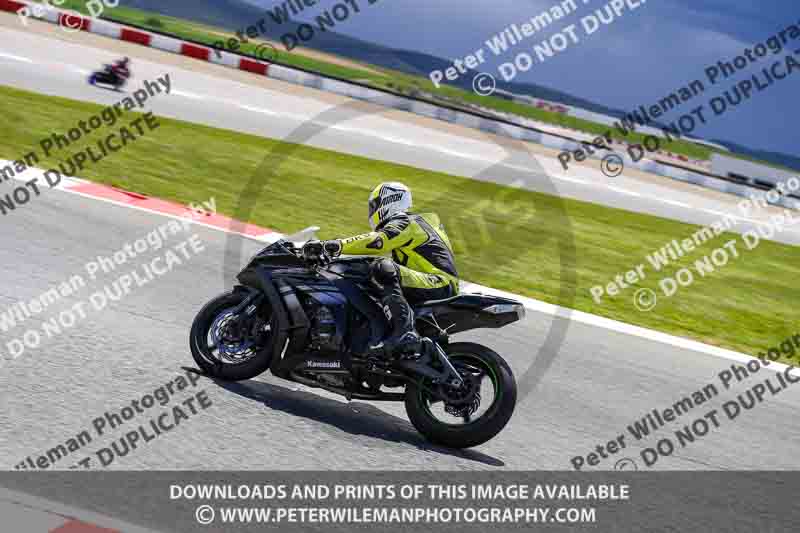 cadwell no limits trackday;cadwell park;cadwell park photographs;cadwell trackday photographs;enduro digital images;event digital images;eventdigitalimages;navarra;no limits trackdays;peter wileman photography;racing digital images;trackday digital images;trackday photos